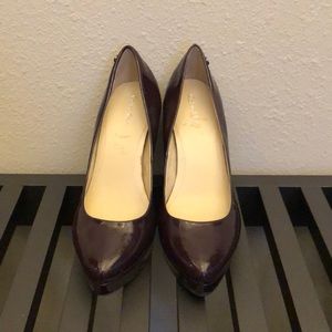 Patent Calvin Klein pumps